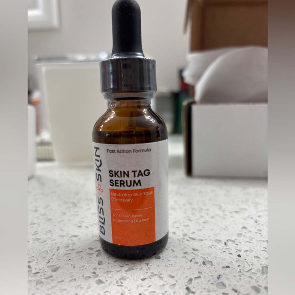 Bliss Skin Tag Serum - Double the size of btl that sold out!